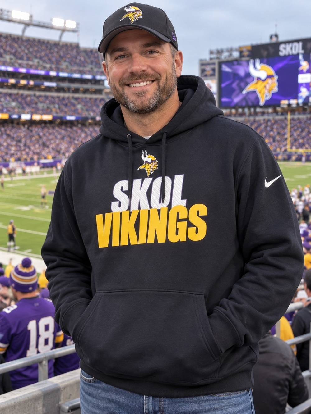 Nike Minnesota Vikings Men’s Black "Skol Vikings" Hoodie. NWOT. Mens Large